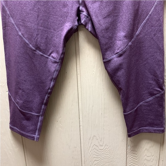 Ray Pose Leggings NWT - Picture 3 of 10